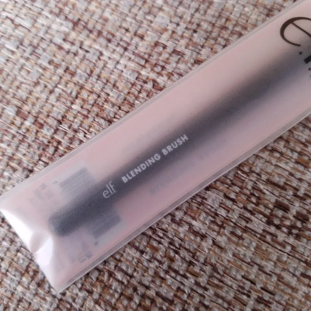 💋 4 for $12 ELF Blending Brush  e.l.f. #84020, New, Unopened
